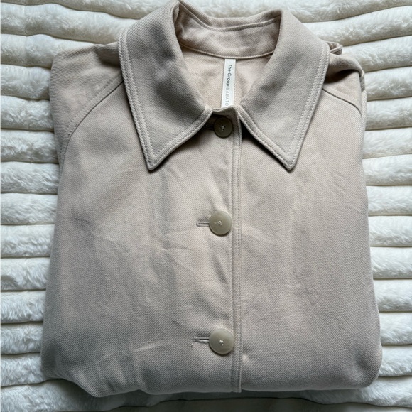 ARITZIA BABATON Belted Jacket - Picture 6 of 6